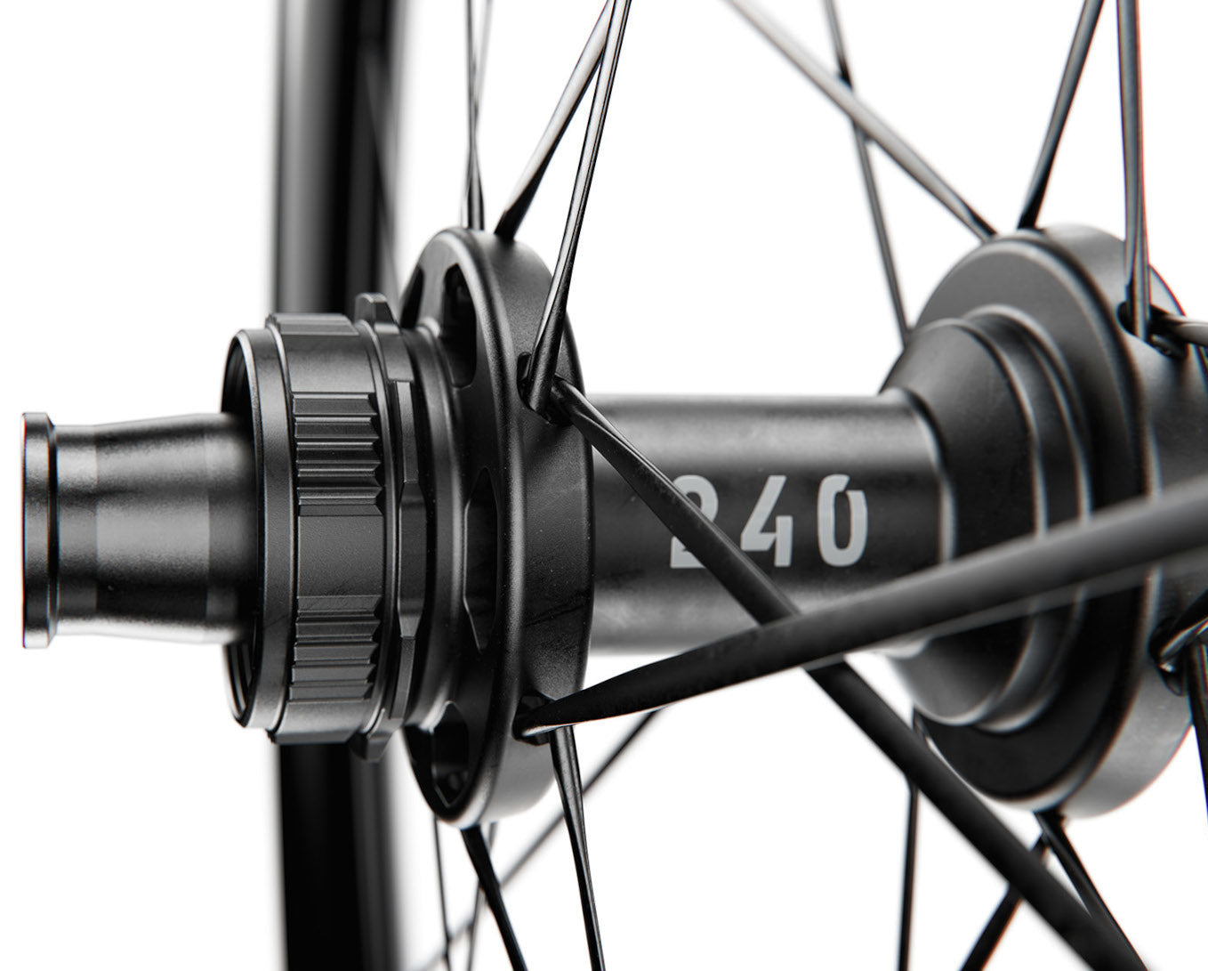 DT Swiss ARC 1400 DICUT 65 tubeless-ready carbon wheel detail