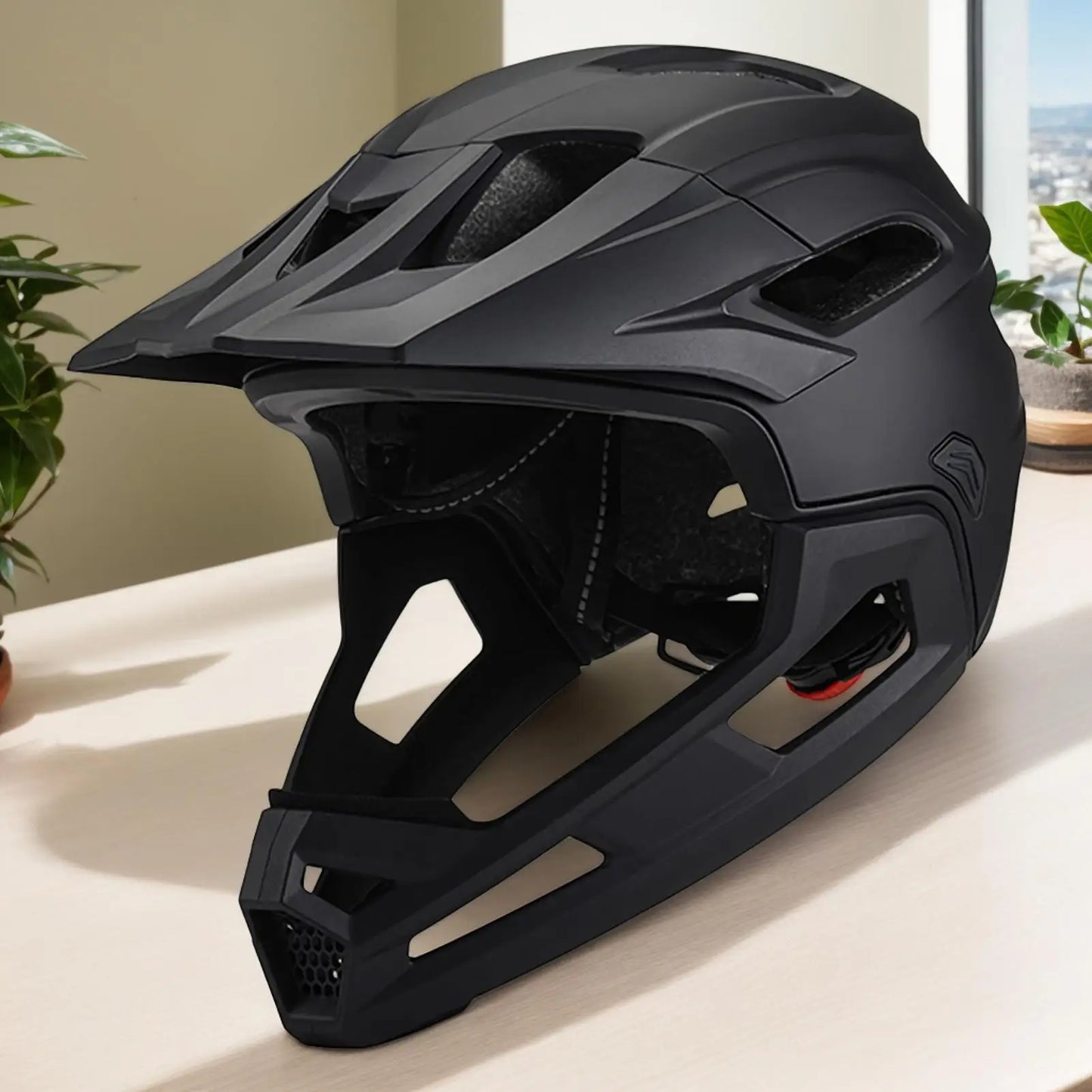 Trailguard Detachable Full Face Helmet