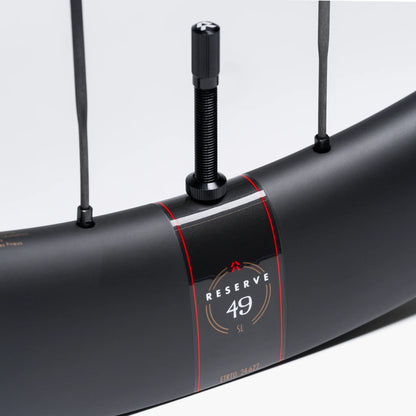 Reserve 49 SL carbon rim with Fillmore tubeless valve detail